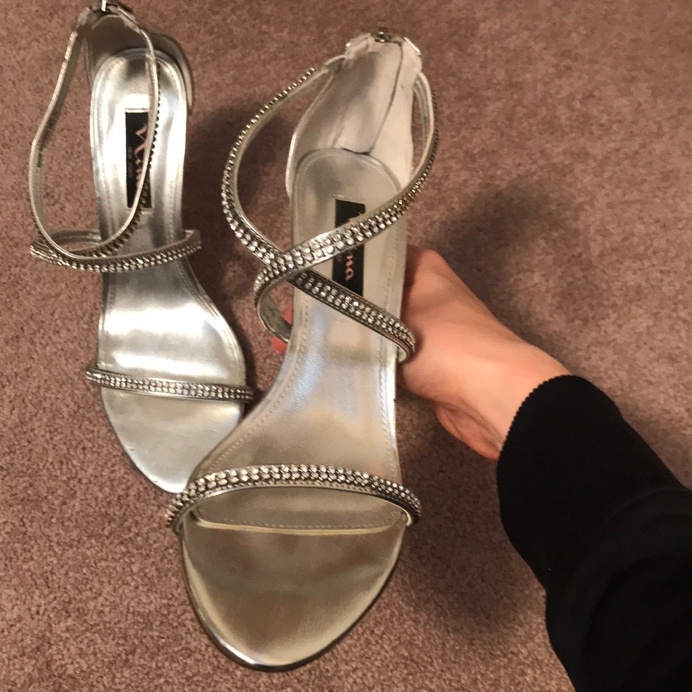 Silver Nina Heels With Rhinestones - Size 8